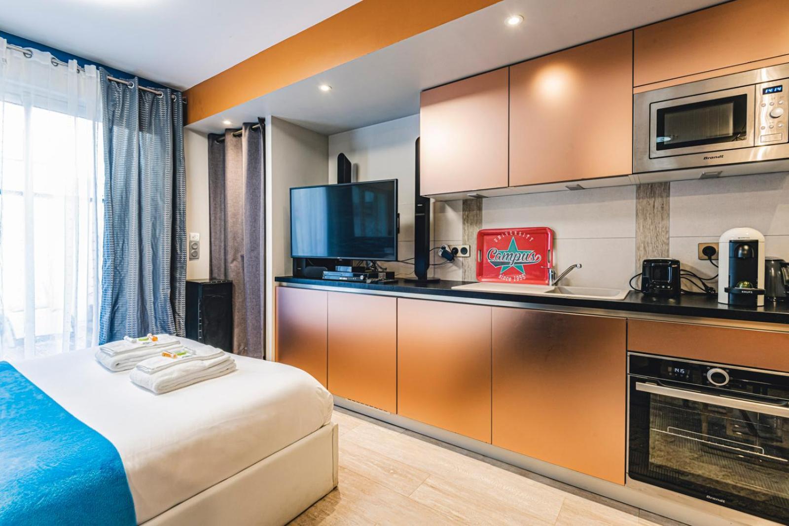 Mv Suite & Spa Reims Cameră foto
